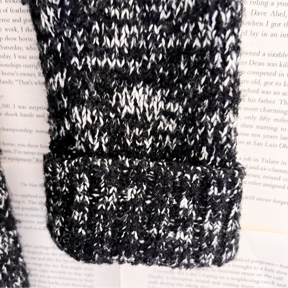 LEVIS Black Marble Knit Long Sleeve Open Front Cardigan - Picture 11 of 13